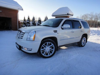 Cadillac Escalade 3