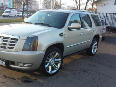 Cadillac Escalade 3 