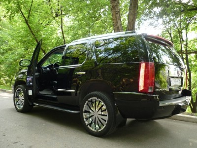 Cadillac Escalade 3