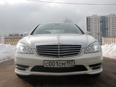 Mercedes S221 