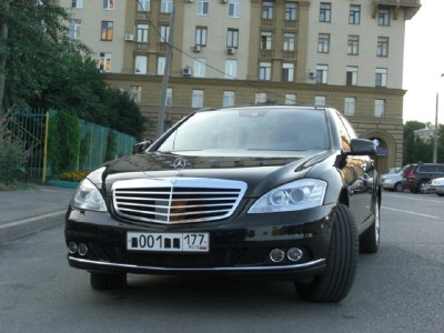 Mercedes S221 