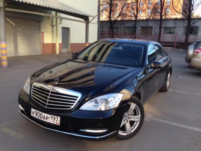 Mercedes S221 