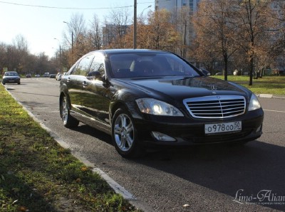 Mercedes S221 