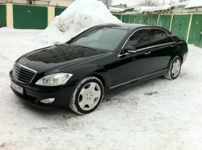 Mercedes S221 